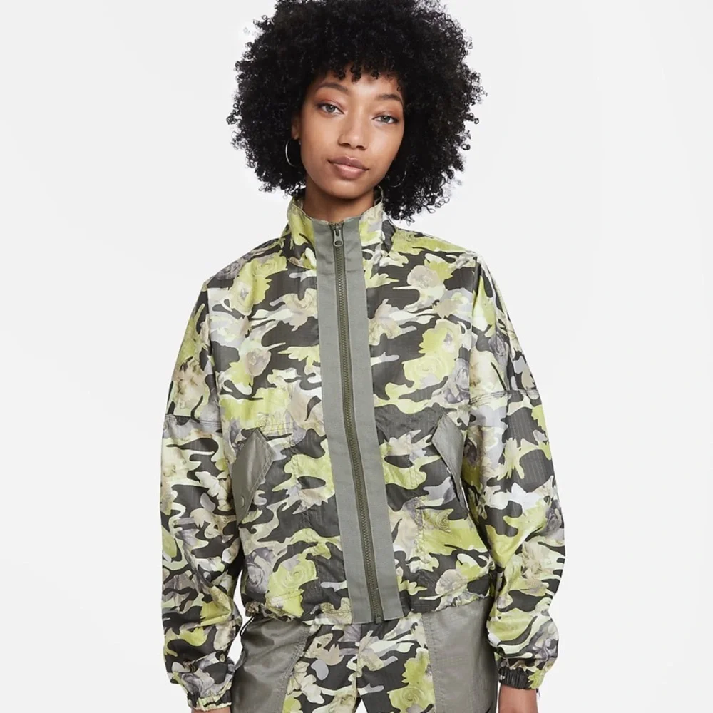 NIKE Light jacket - Picture 2 of 12